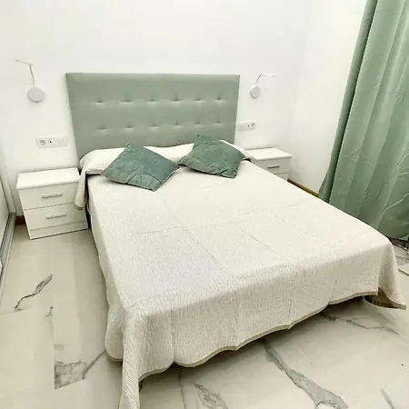 Apartment 5 Island Village With Wi Fi And Pool