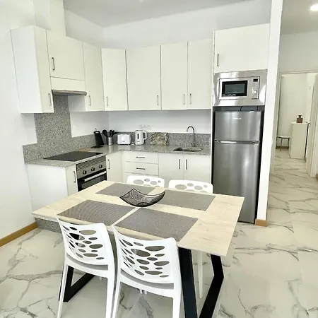 Apartment 5 Island Village With Wi Fi And Pool Costa Adeje (Tenerife)